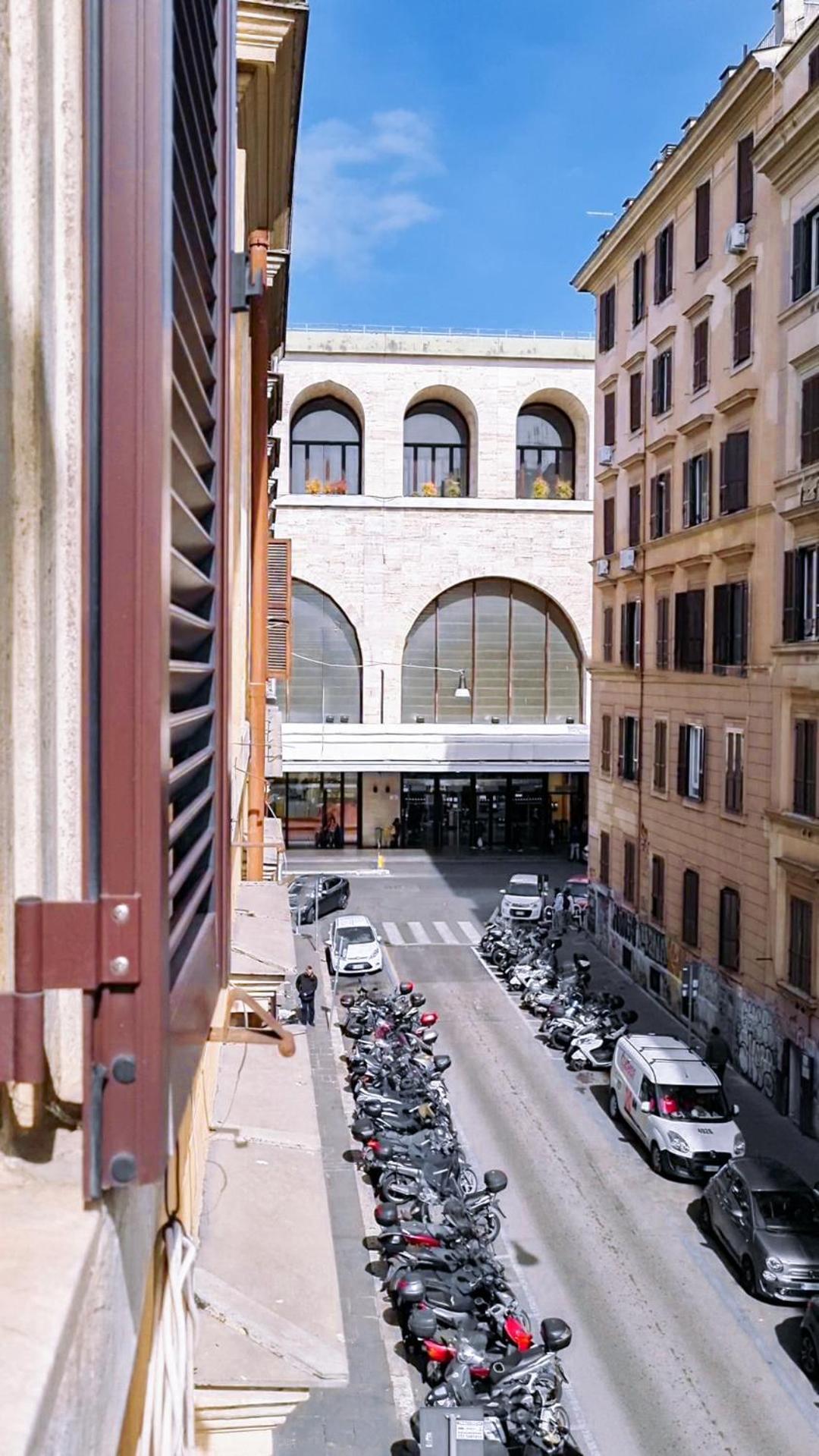 Rome's Angel Couette-café Rome